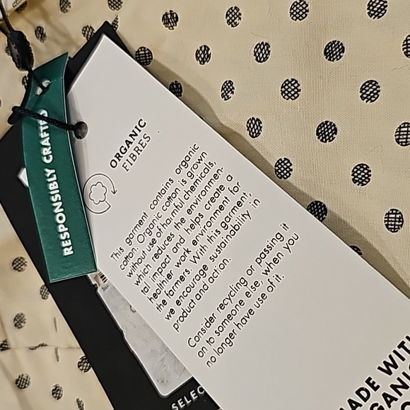 Button up oversized, dress shirt - Picture 7 of 8